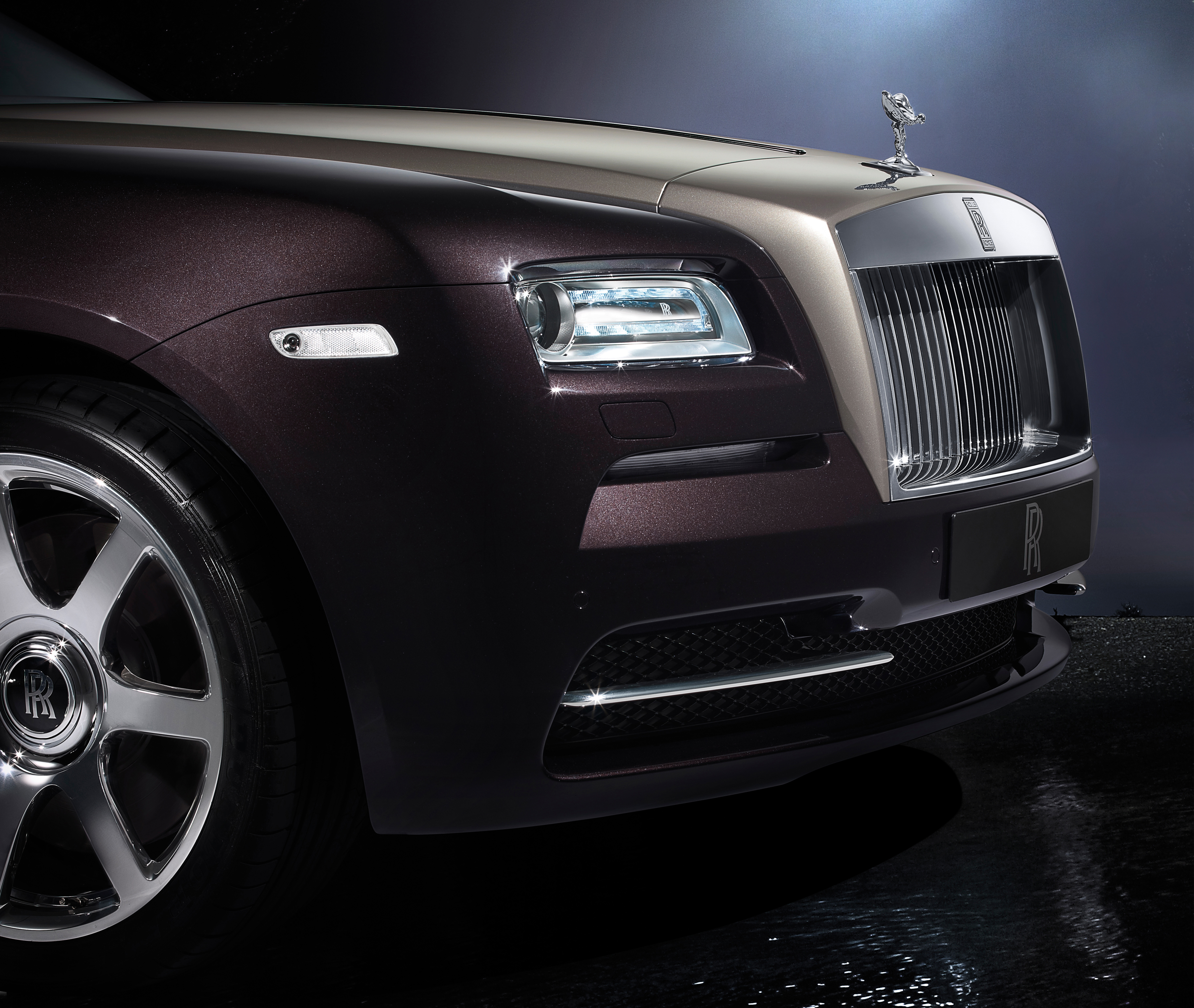 Rolls-Royce-Wraith-2013-010